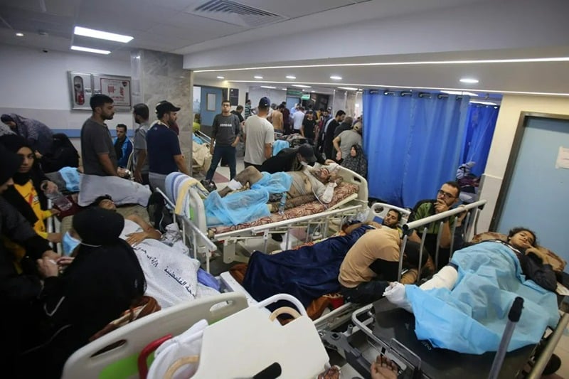 Escalade De La Violence à Gaza : Les Combats Ravagent L'Hôpital Al ...